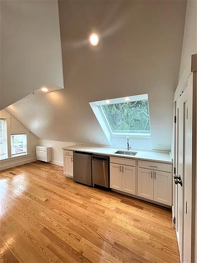 1st image of 29 Green St #14