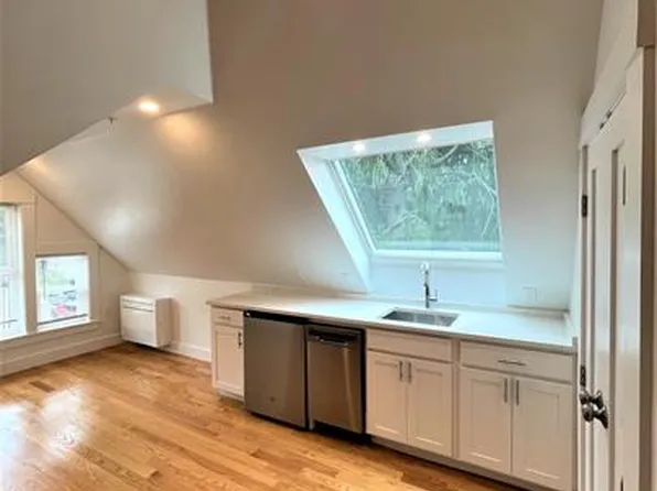 29 Green St #14, Jamaica Plain, MA 02130