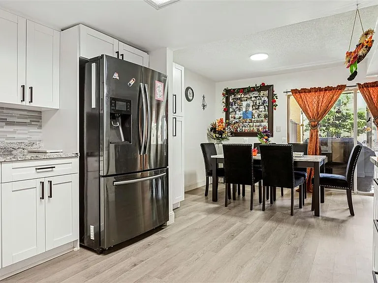7501 Dolonita Dr #7501 — Photo 10