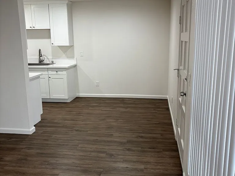 4840 Santa Monica Ave — Photo 3