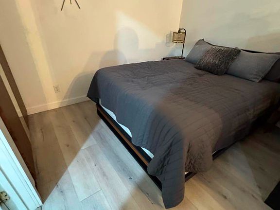 2nd image of 119 N Belmont St #1/2