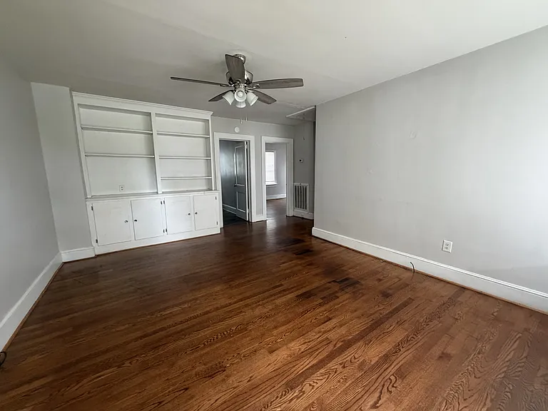 164B Nelson St — Photo 2