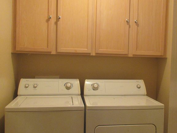 3rd image of 1605 Tremont St