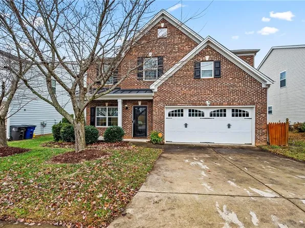 1570 Country Ln, Kernersville, NC 27284