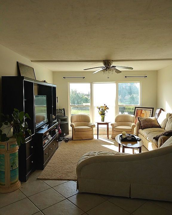 1st image of 100 Valley Stream Dr APT 205