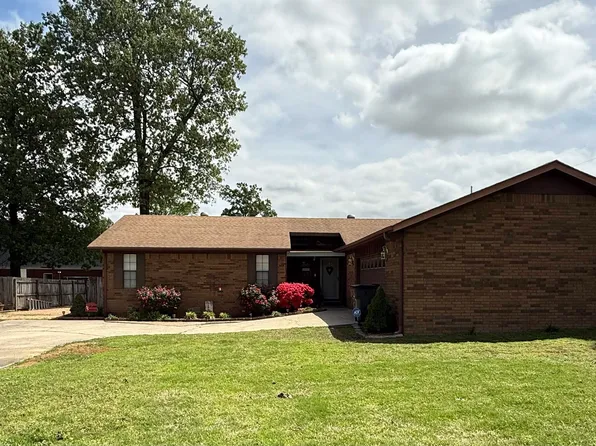 1201 Asa St, Paragould, AR 72450