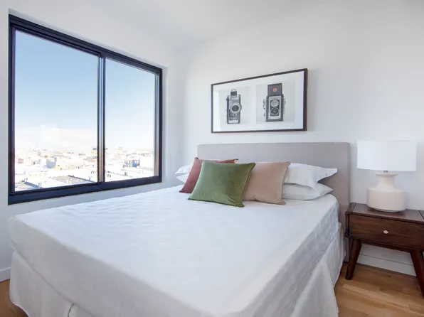 1127 Willoughby Avenue image 4 of 5