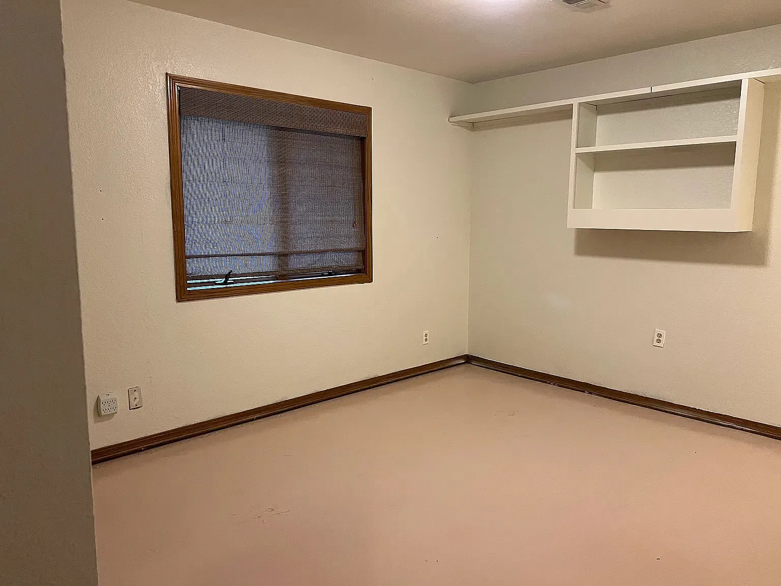 3 bed, 2696 sqft, $2,800 — Photo 2