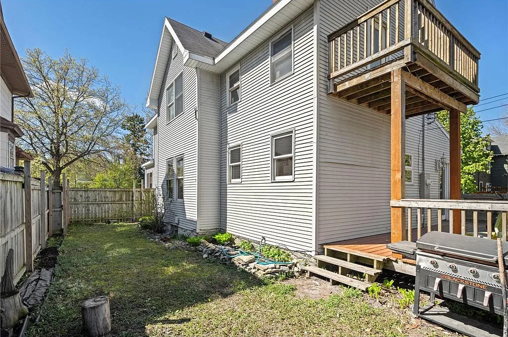 5 bed, 1504 sqft, $3,200 — Photo 3