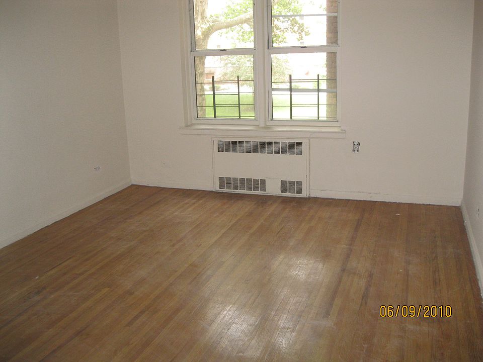 2nd image of 2634 West St APT 2B