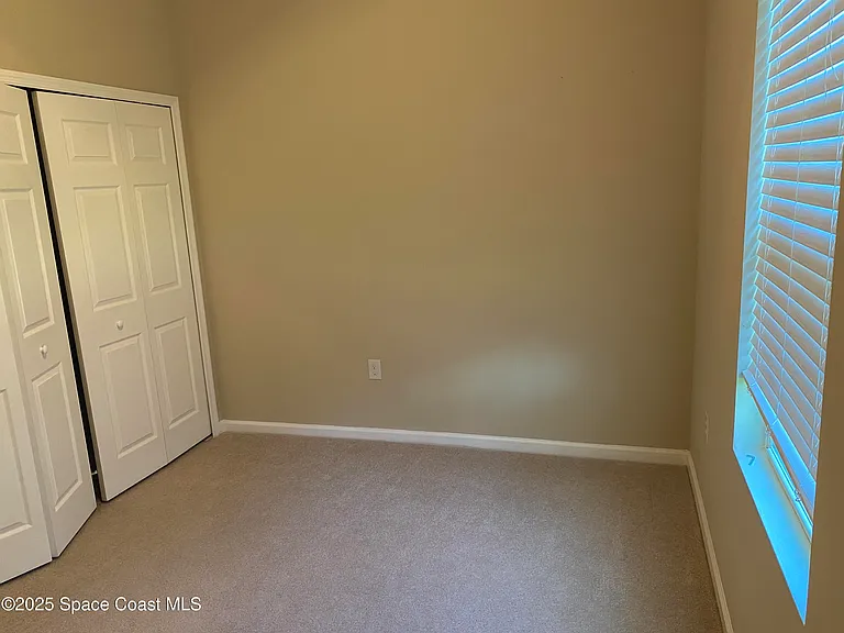 Easton Forest Cir SE — Photo 15