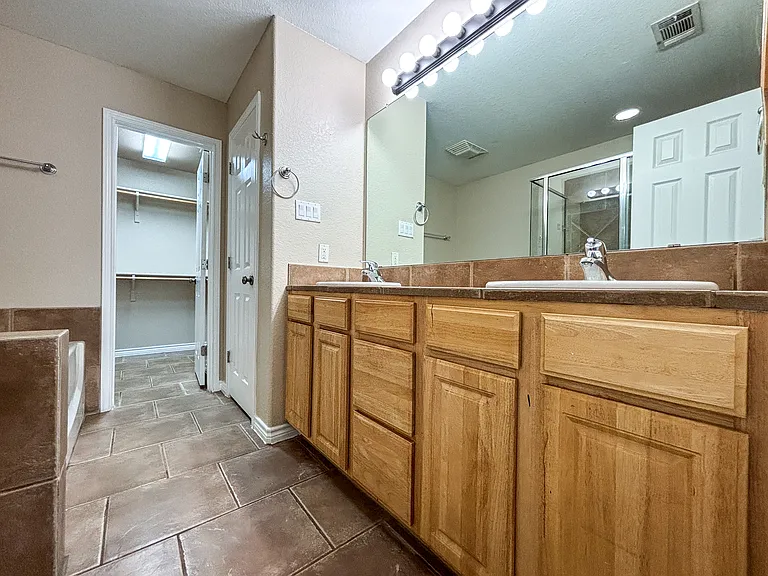 3028 Douglas Fir Dr — Photo 8