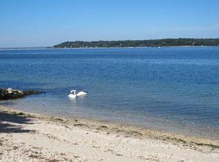 64 Knollwood Rd, Huntington, NY 11743