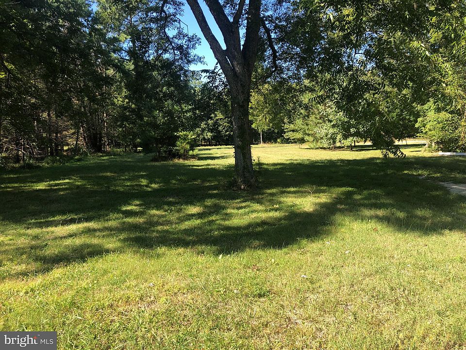1st image of 6942 Schoolhouse Ln