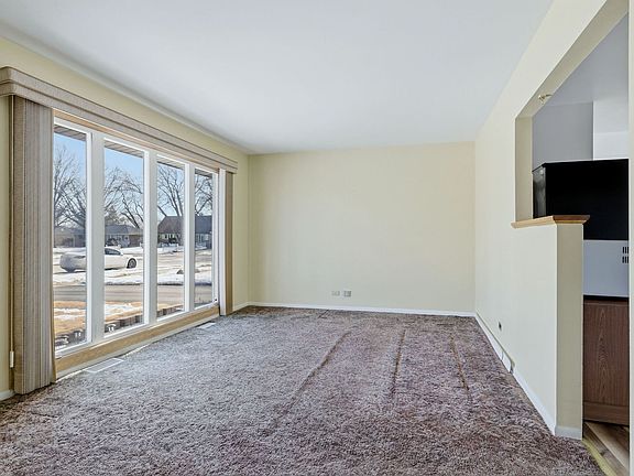 3rd image of 8808 Cranbrook Ln