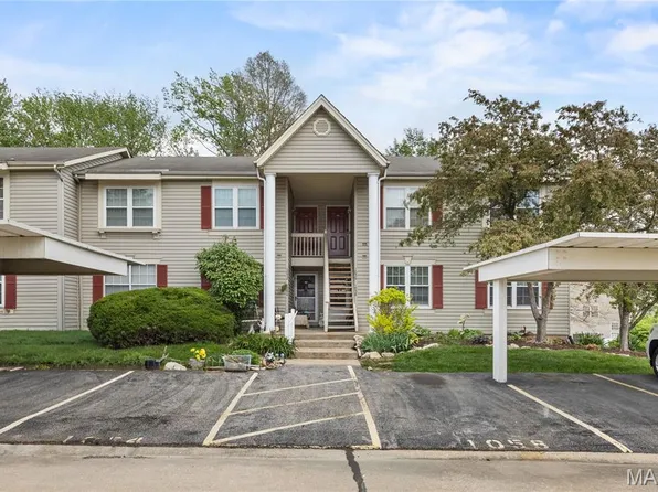 1058 Sugar Creek Ct #4, Saint Peters, MO 63376