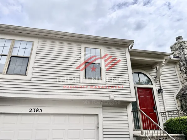 2385 Fieldstone Cir, Fairborn, OH 45324