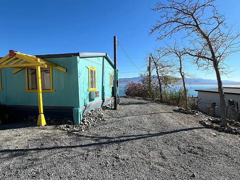 side yard for RV storage. Septic and water access