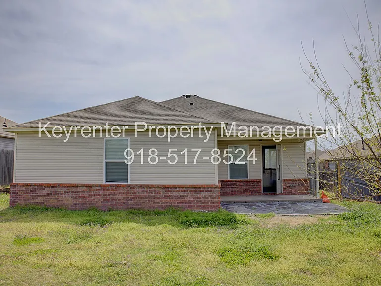 5839 E 148th Pl S — Photo 28