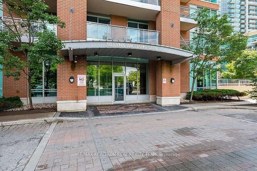 50 Lynn Williams St #814