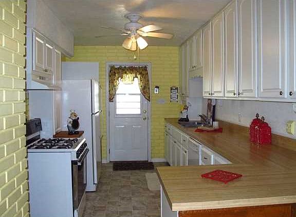 3rd image of 3400 N 12th Ave