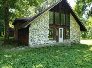 12011 Tyler Rd, Lakeville, IN 46536