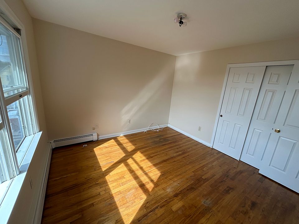 Rear Bedroom