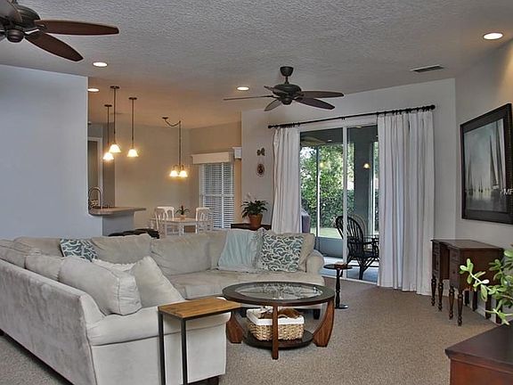 2nd image of 516 Cypress Oak Cir
