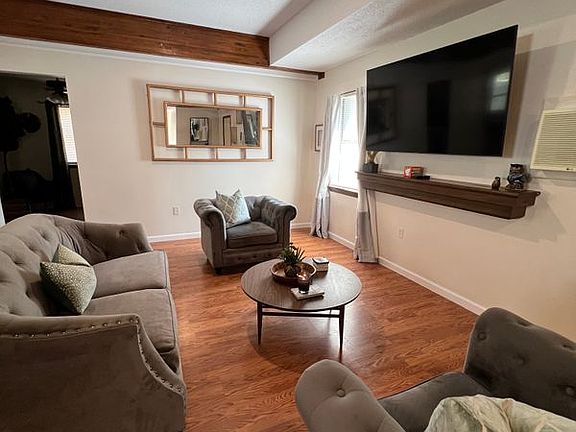 4th image of 60084 Donya St