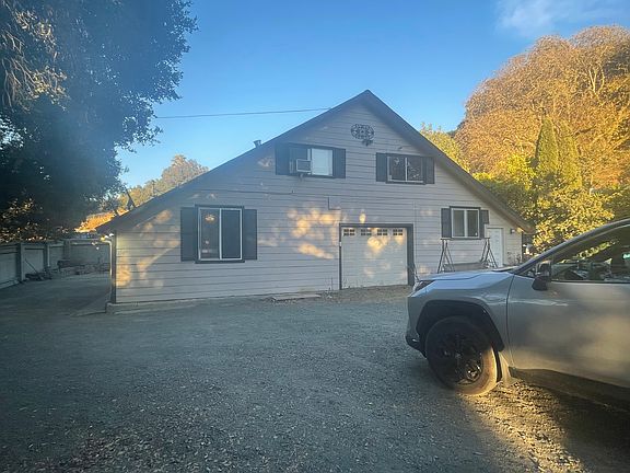 2nd image of 10697 Crow Canyon Rd