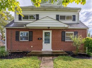 134 Dell St, Emmaus, PA 18049
