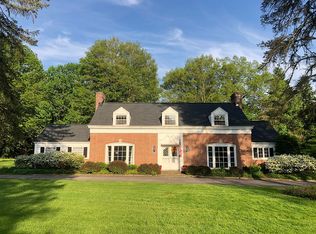 345 E Fairlawn Blvd, Akron, OH 44313