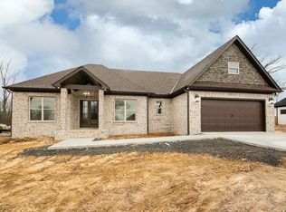 810 Moon Rd, Ward, AR 72176