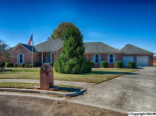 11004 Charring Ct SW, Huntsville, AL 35803