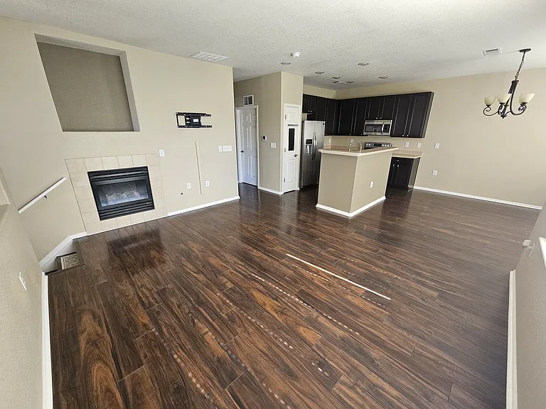 12972 Grant Cir E — Photo 4