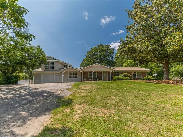 5405 Ashland Farm Rd SW, Oxford, GA 30054