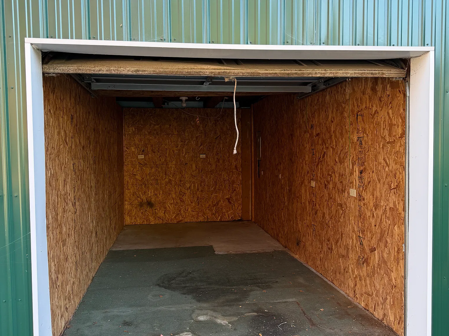 Studio, $195 — Photo 4