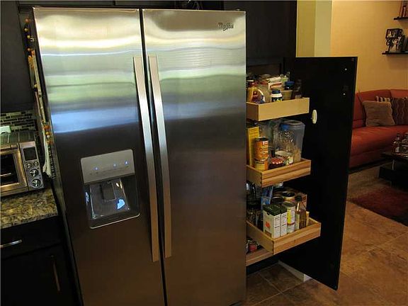 Roll-out Pantry Drawers