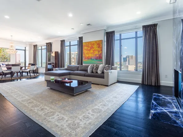 2525 N Pearl St APT 1601, Dallas, TX 75201