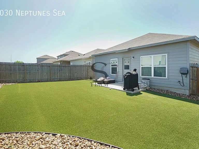 3030 Neptunes Sea — Photo 11