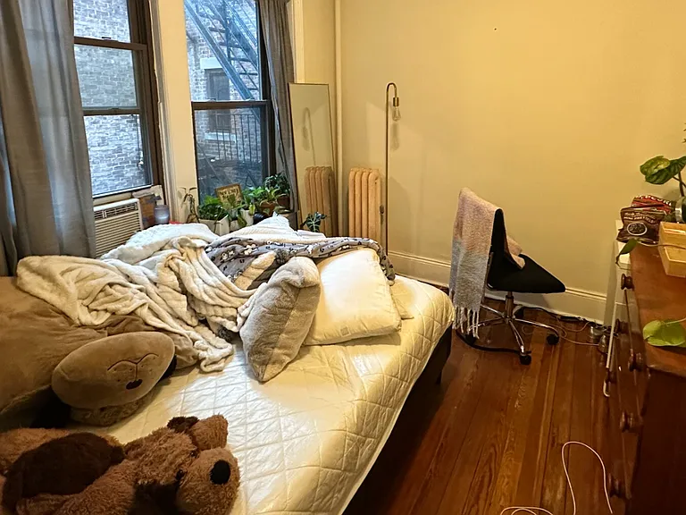 65 Burbank St #18A — Photo 4