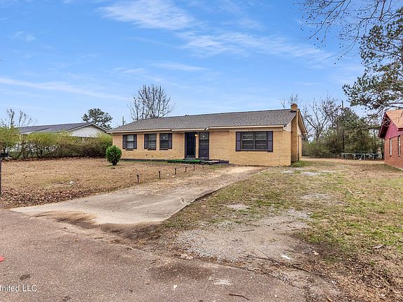 2nd image of 659 Cottrell Ave