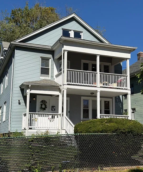 54-56 Sharon St #2