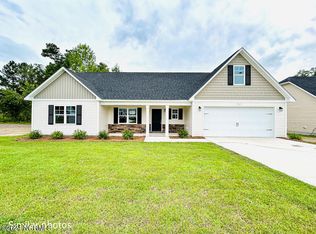 141 Tides End Dr, Holly Ridge, NC 28445