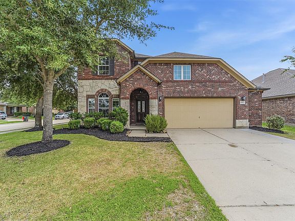 2nd image of 9982 Manor Spring Ln