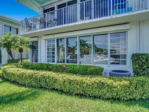 4th image of 180 Isle Of Venice Dr APT 118