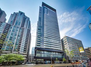 770 Bay St #1102, Toronto, ON M5G 0A6