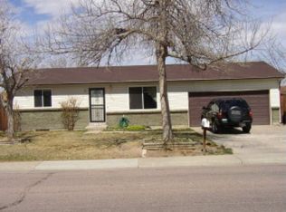 15505 E Greenwood Dr, Aurora, CO 80013