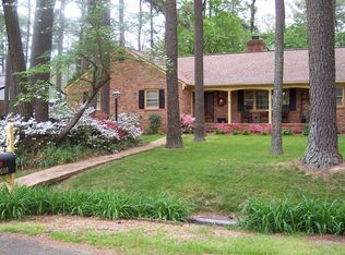 608 W Lynn Shores Cir, Virginia Beach, VA 23452