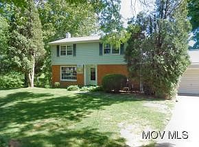 2nd image of 163 Oak Ln